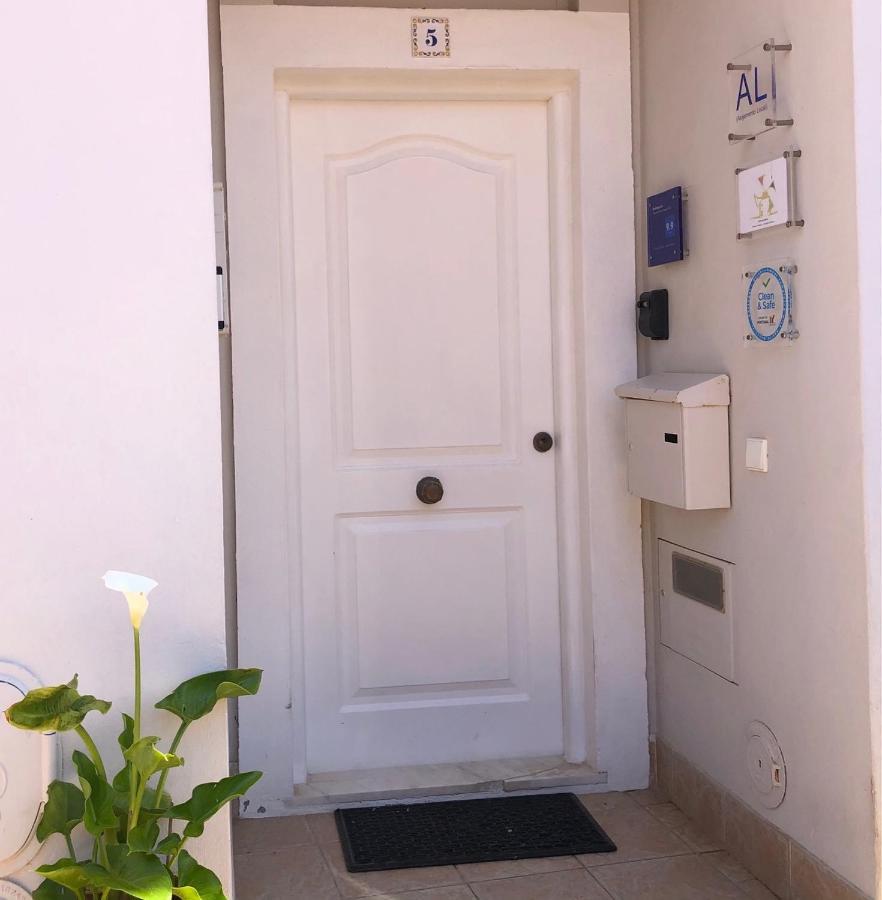 Casa Da Aldeia - Guest House Odiáxere Dış mekan fotoğraf